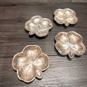 4 Lenox Silver Inc.NYC Shamrock or Four Leaf CloverTrinket Solid Sterling Silver